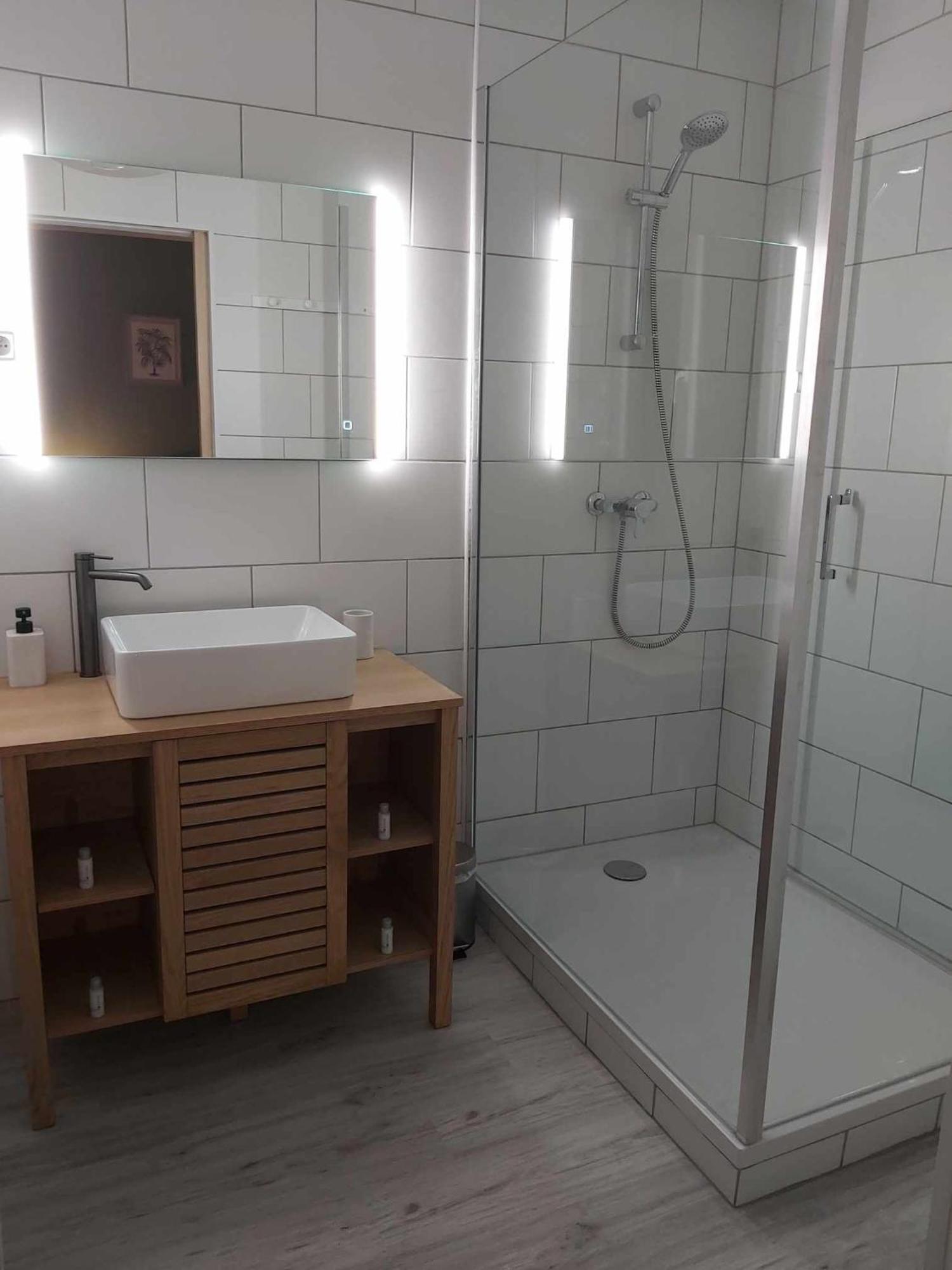 Garibaldi De Calais Fonctionnelle Nouvelle Renovation Jardin Prive 아파트 외부 사진
